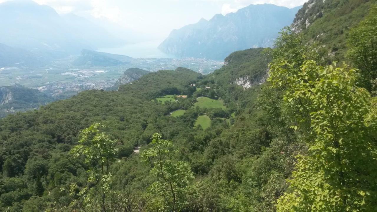 Maso Mandrea Villa Arco Buitenkant foto